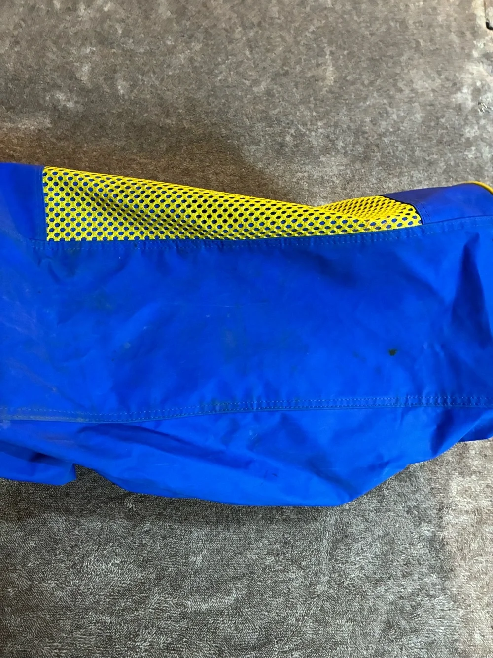 Guess 90s Vintage Waterpro 19” Sports Duffle Canvas Bag Blue/Yellow Gym Athletic